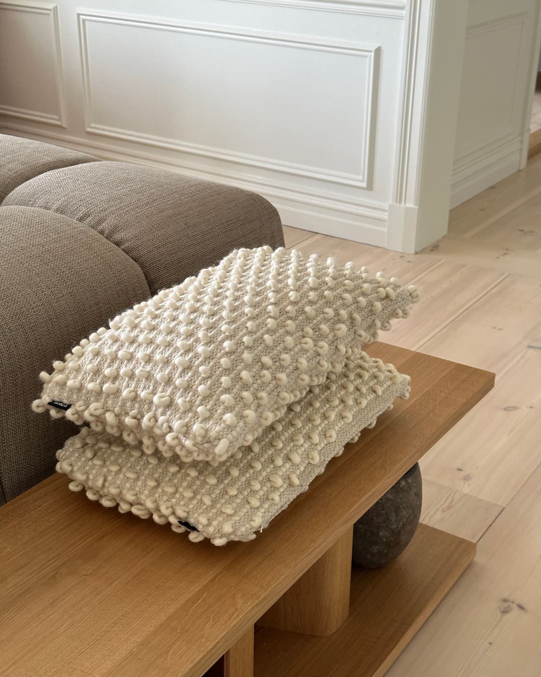 Tuhlin Cushion — Tinted